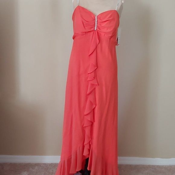 (11) NWT Beautiful Faviana Long Gown in Plus Size 24W - Picture 8 of 10